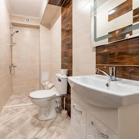 Aria - Guest Veliko Tărnovo